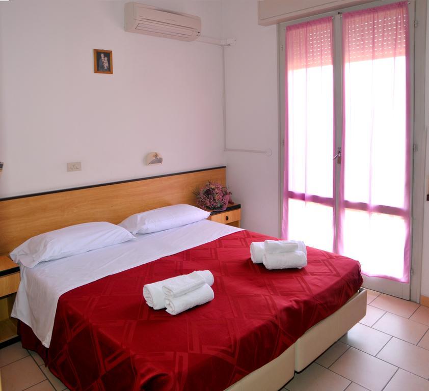 Hotel Levante Червия Экстерьер фото