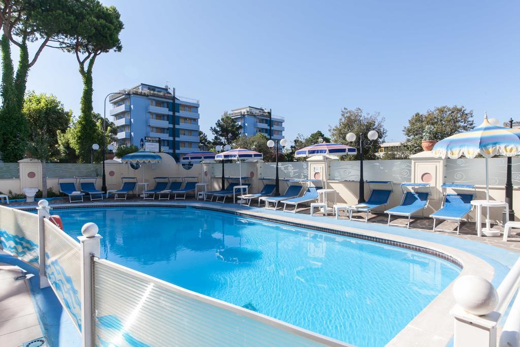Hotel Levante Червия Экстерьер фото